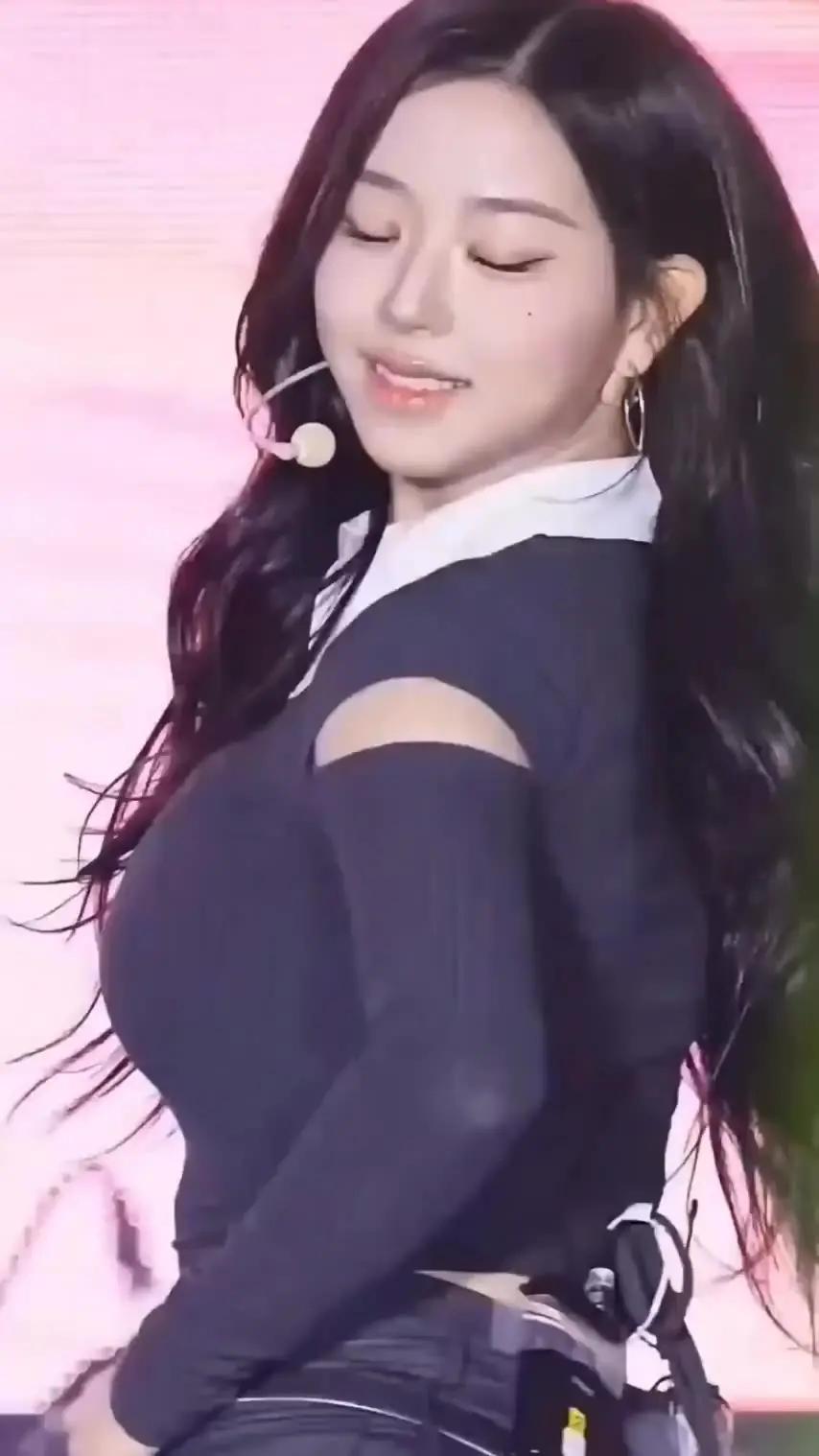 물리엔진이 남다른 김채연
