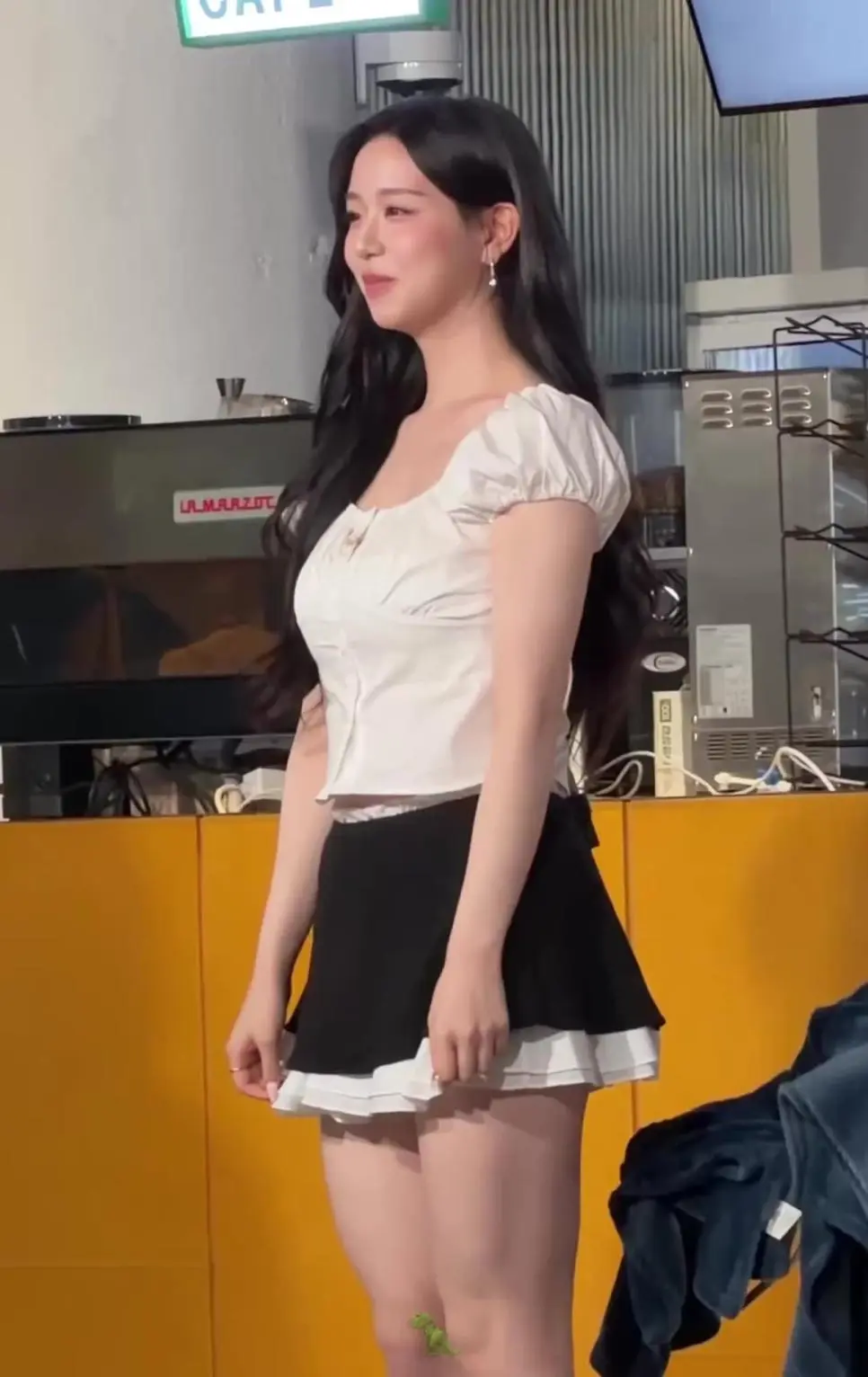 트리플에스 김채연 홀리몰리