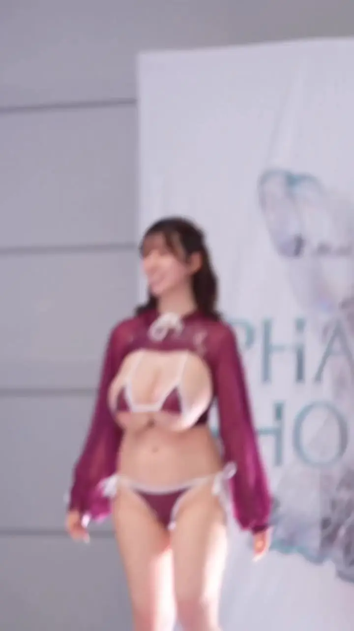  니뽄 수영복 팬미팅 가장 인기 있던 분