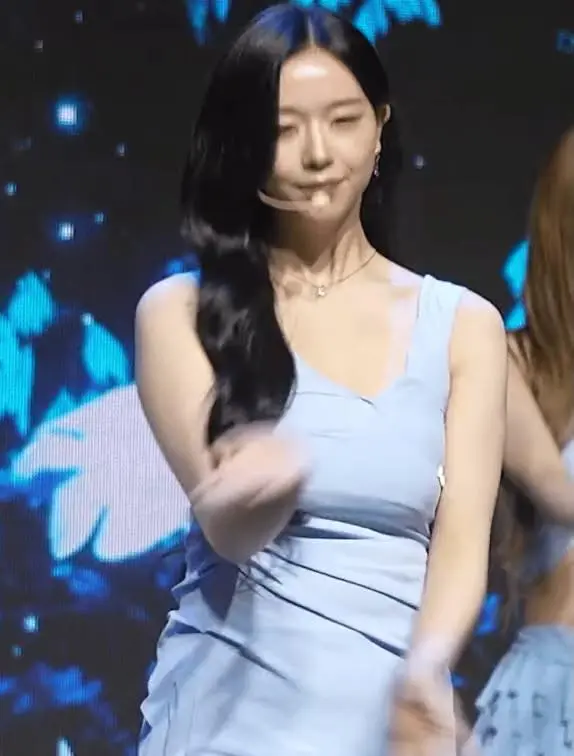 오늘자 김채연 쇼케이스