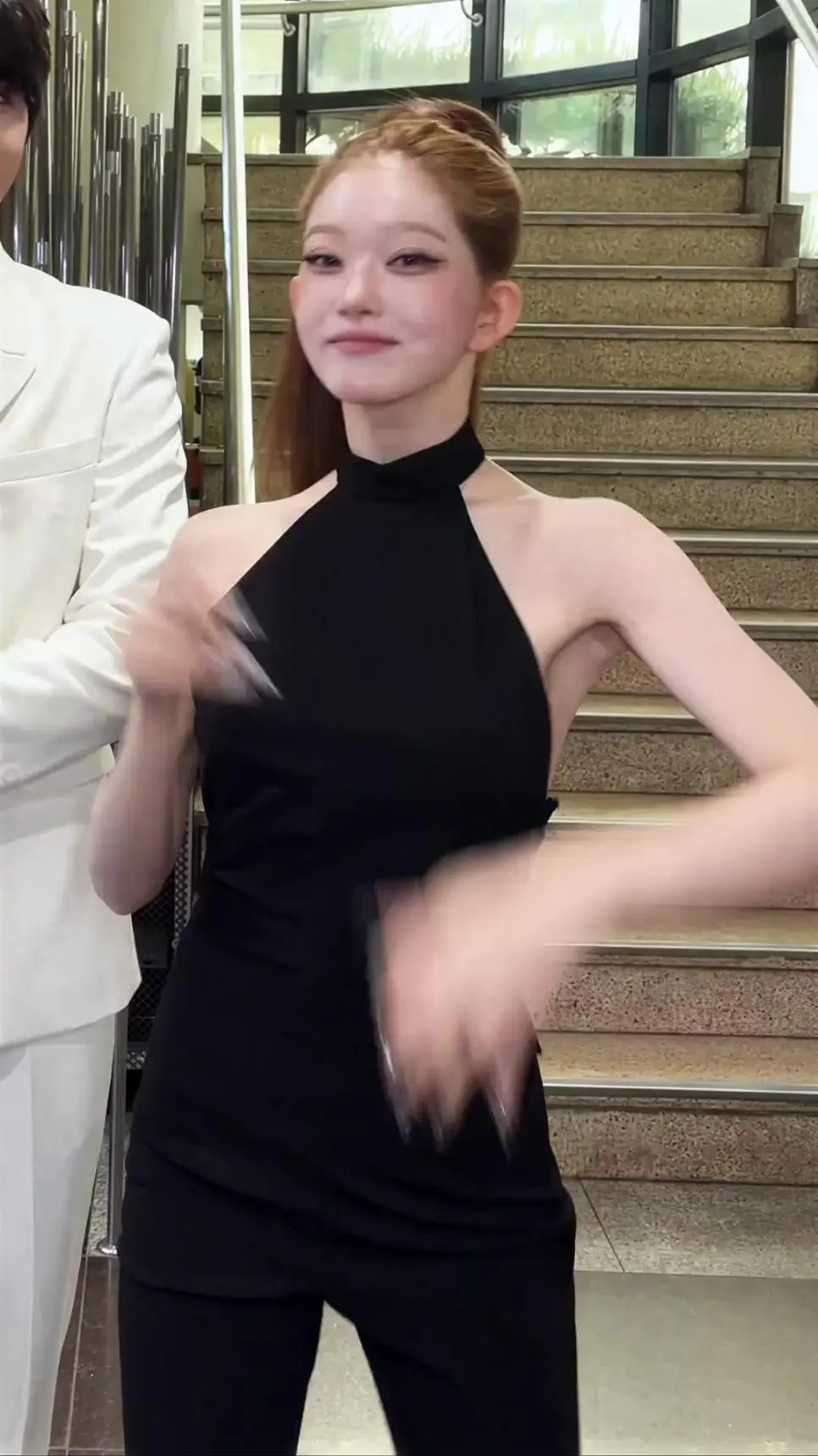 빌리 츠키 최근...gif