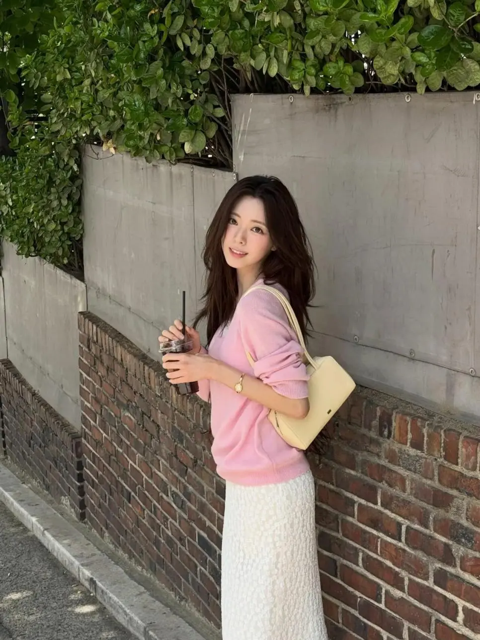 있지 유나 교회누나 룩