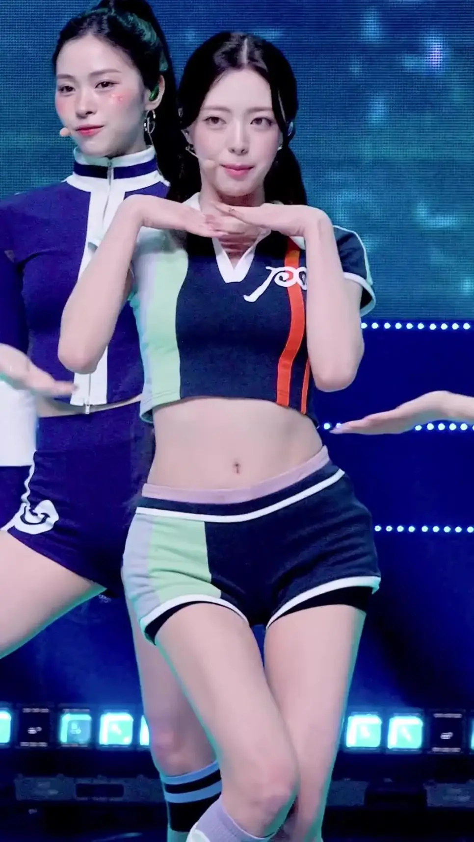 유나 근황.MP4